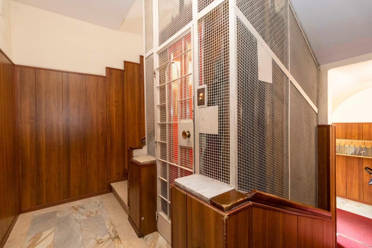 Tesoriera Comfy Apartment In Turin Exterior photo